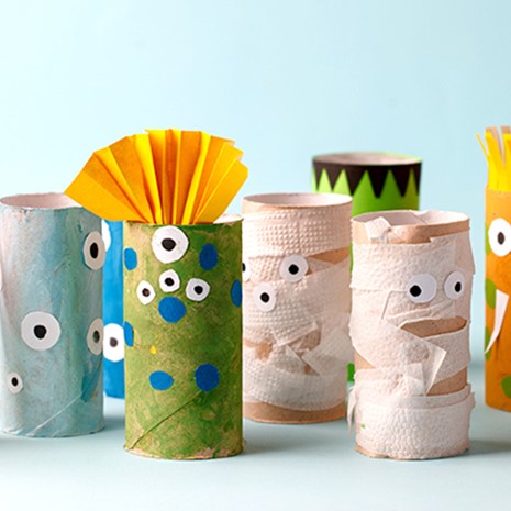 9 WAYS TO PLAY WITH A TOILET OR KITCHEN ROLL